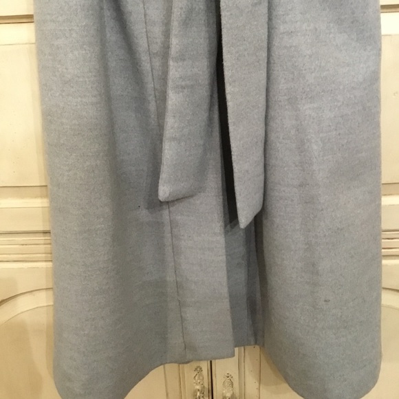 The Fifth Label Women’s Light Gray Minimalist Coat Size M EUC - Picture 5 of 8